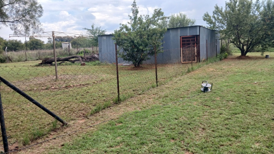  Bedroom Property for Sale in Vredenhof Sh Free State